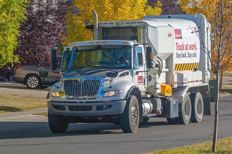 city of calgary garbage pickup.